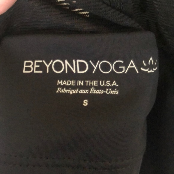 Small Beyond Yoga black, never worn - Picture 2 of 3